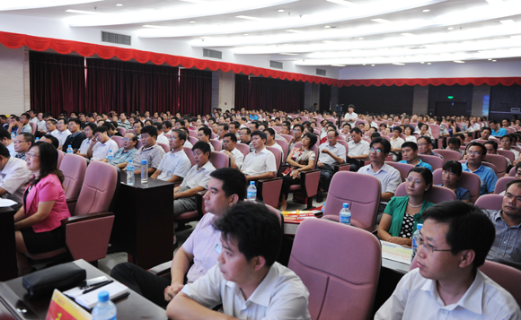 2012081911 2012081911